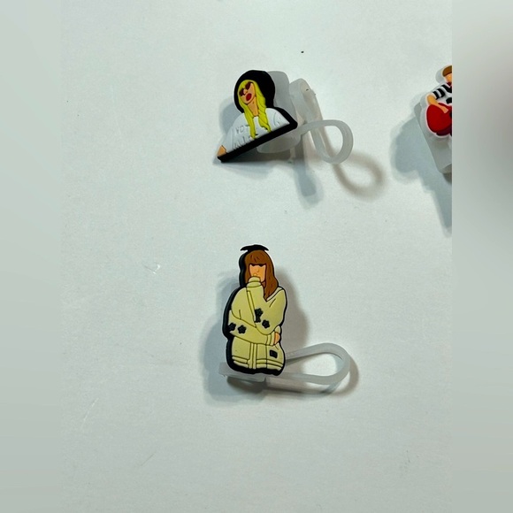 Taylor Swift Straw Toppers 🎸🎤 - Picture 5 of 6